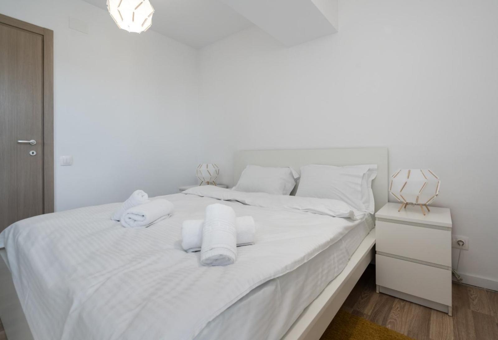 A Home Away - Politehnica Park Букурещ Екстериор снимка