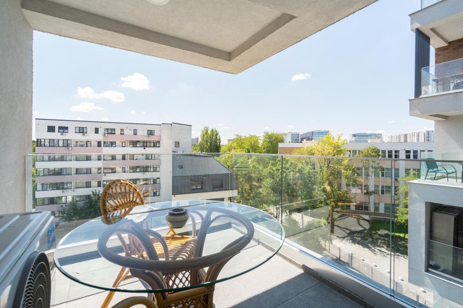A Home Away - Politehnica Park Букурещ Екстериор снимка